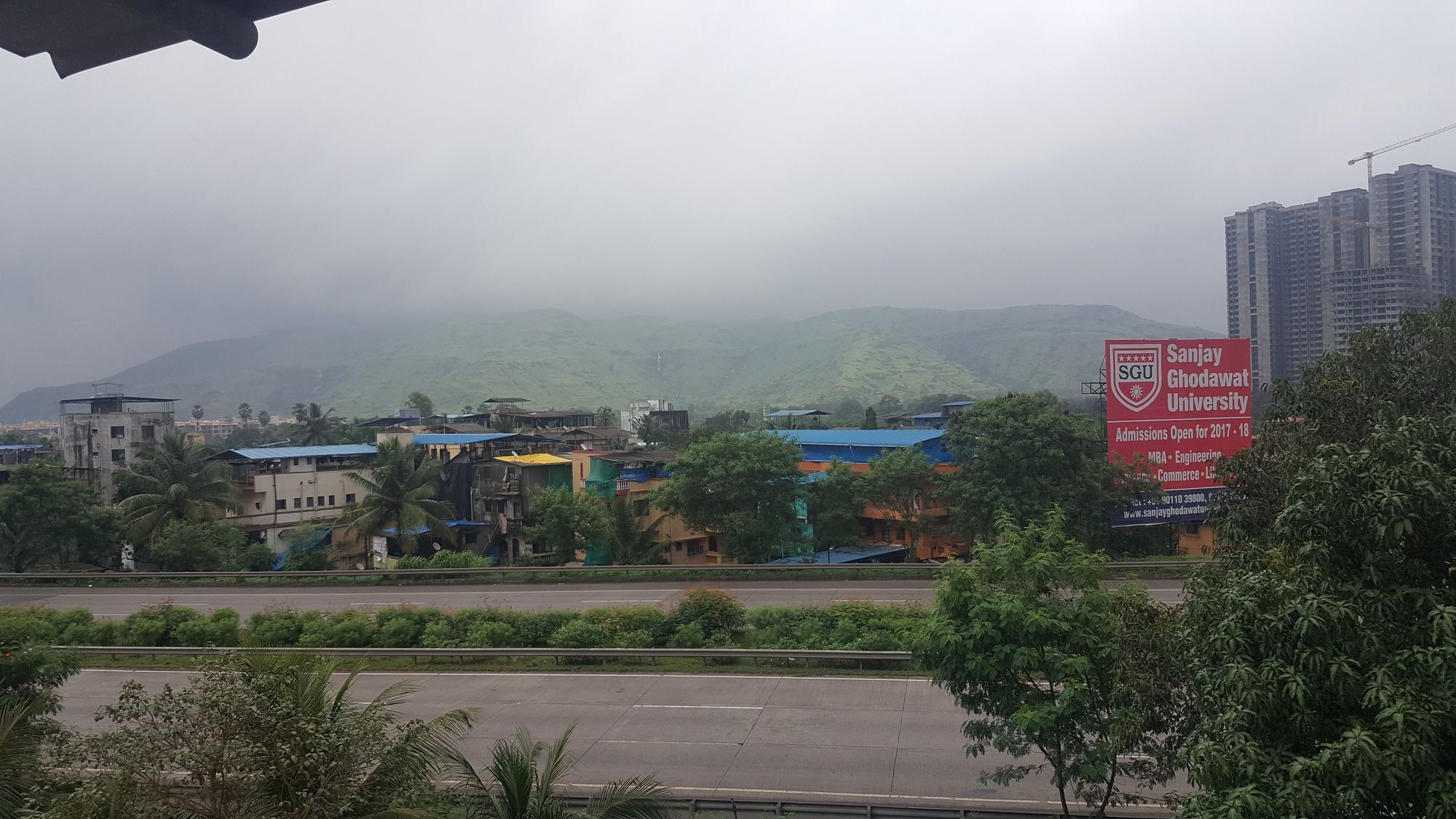 Hotel Mahalaxmi Panvel Exterior foto